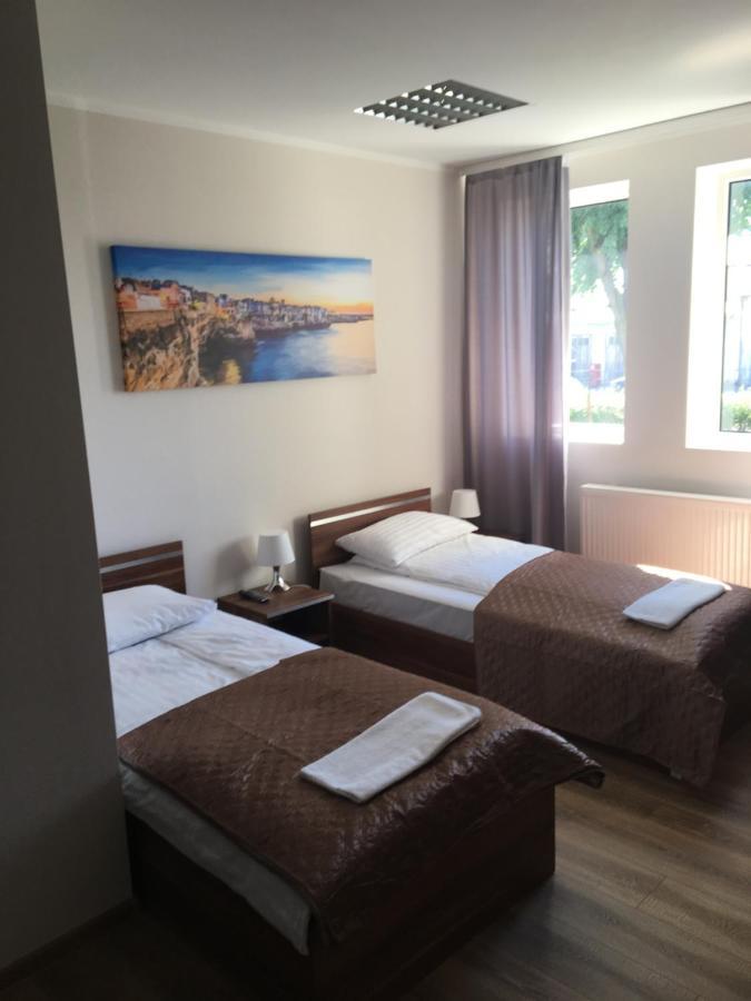 M&A Guest Rooms Ломжа Экстерьер фото